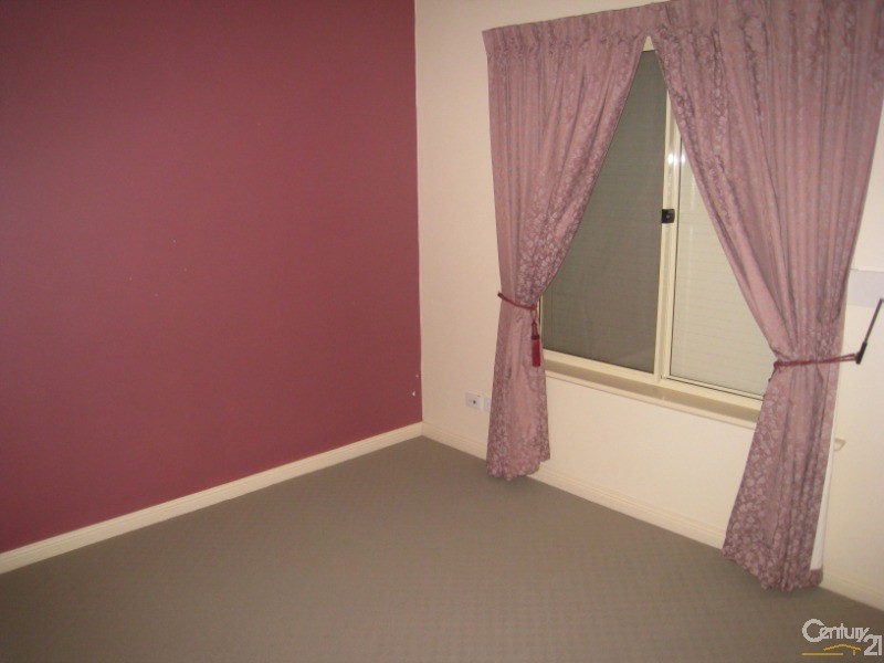 5 Prion Circuit, Mawson Lakes SA 5095