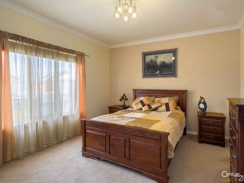 20 Andros Street, Mawson Lakes SA 5095