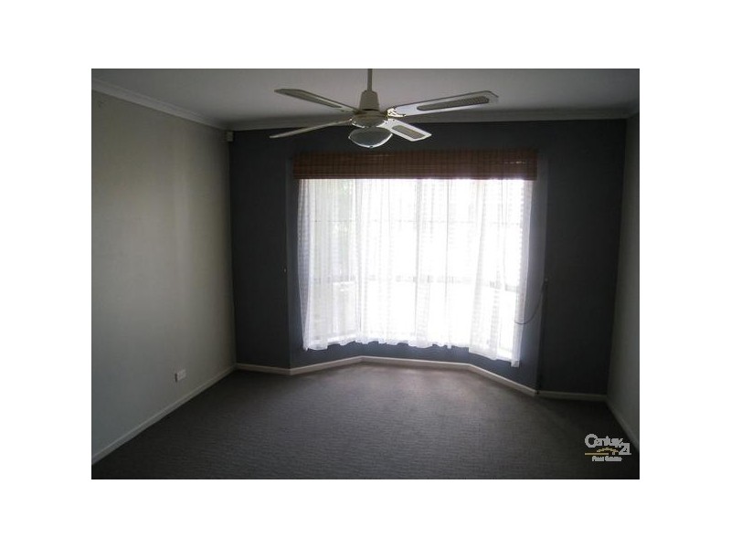 2 Tongariro Street, Greenwith SA 5125