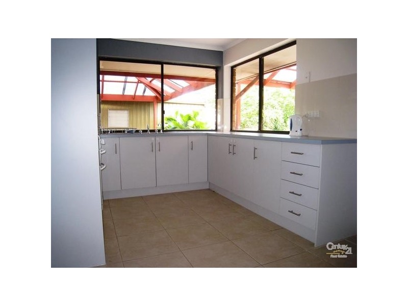 2 Tongariro Street, Greenwith SA 5125