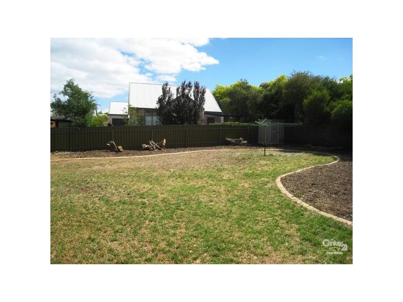 2 Tongariro Street, Greenwith SA 5125