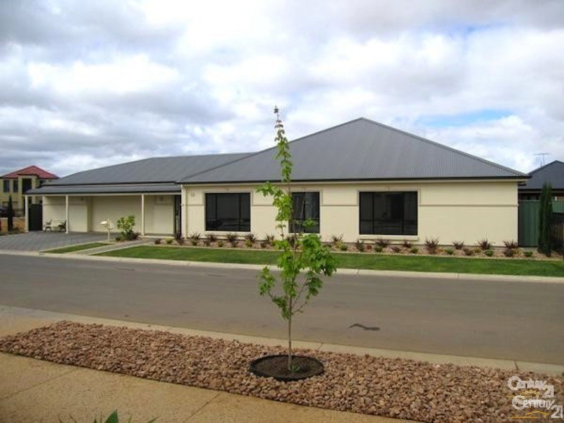 12 Lord Howe Crescent, Mawson Lakes SA 5095