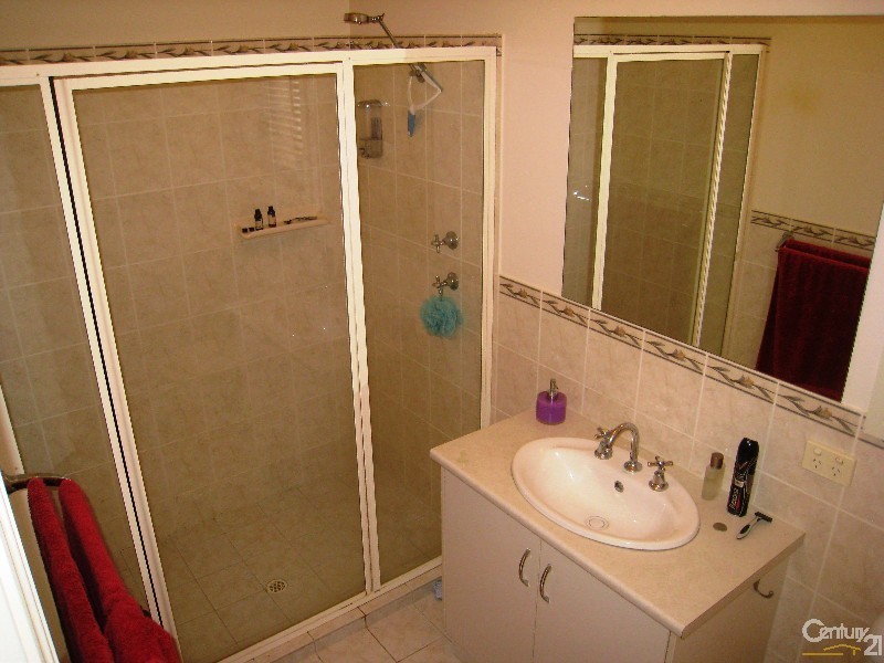 16 Weatherstone Crescent, Mawson Lakes SA 5095