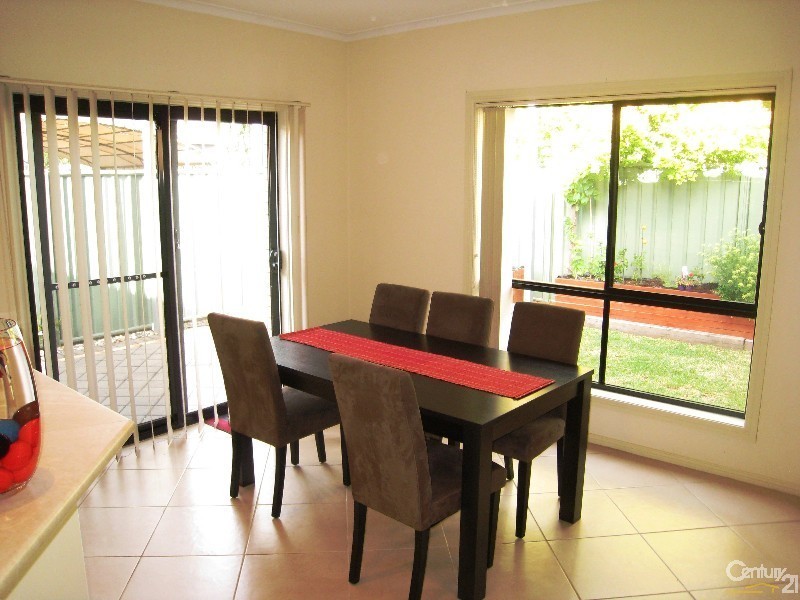 16 Weatherstone Crescent, Mawson Lakes SA 5095