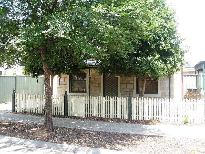 9 Beechwood Avenue, Mawson Lakes SA 5095