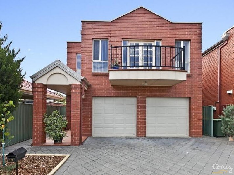 17B Windermere Crescent, Mawson Lakes SA 5095