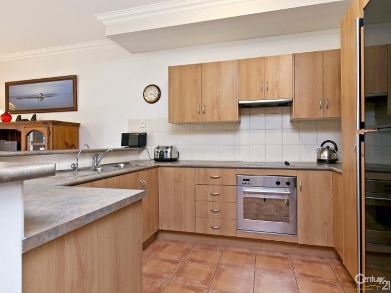 17B Windermere Crescent, Mawson Lakes SA 5095