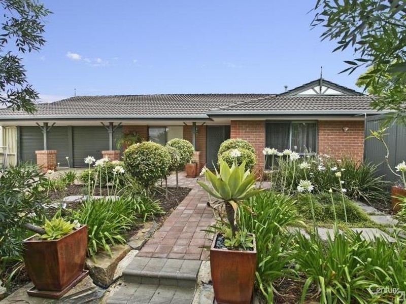 8 Lagavulin Court, Greenwith SA 5125