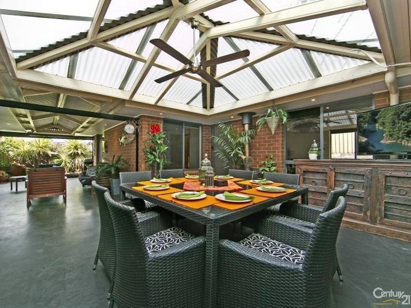 8 Lagavulin Court, Greenwith SA 5125