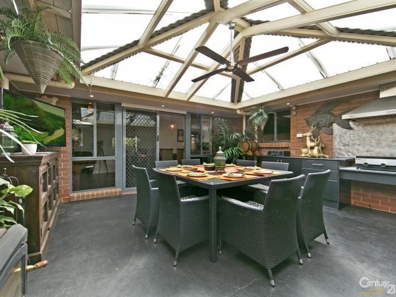 8 Lagavulin Court, Greenwith SA 5125