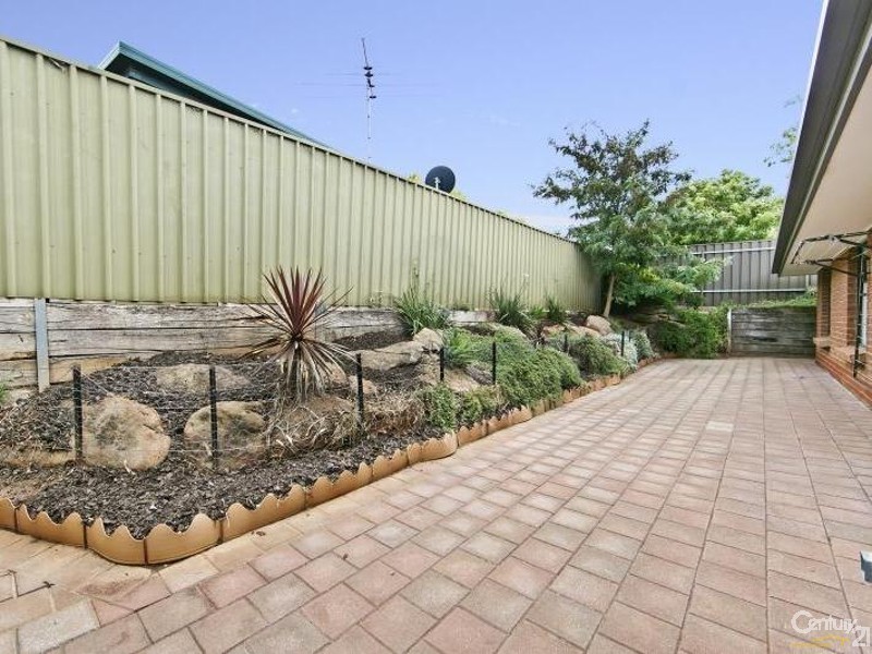 8 Lagavulin Court, Greenwith SA 5125