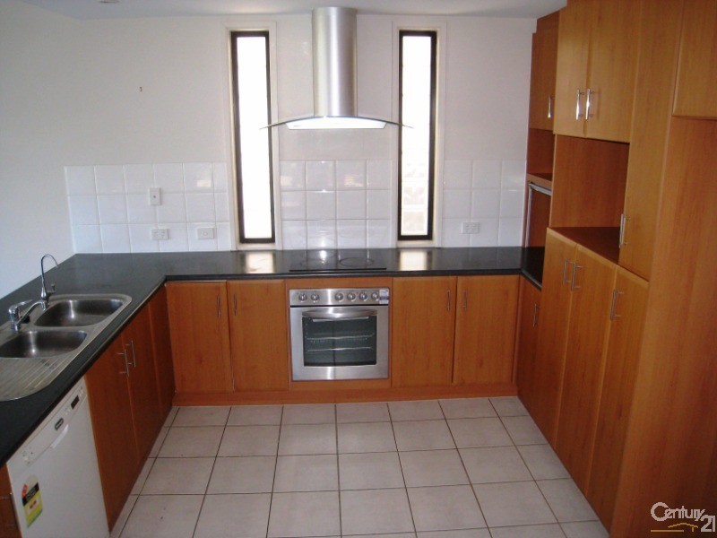 1 Azores Court, Mawson Lakes SA 5095