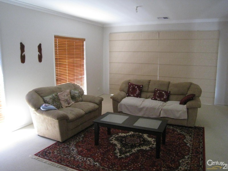 1 Azores Court, Mawson Lakes SA 5095