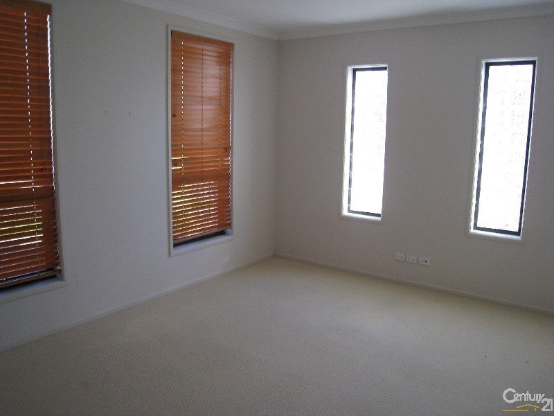 1 Azores Court, Mawson Lakes SA 5095