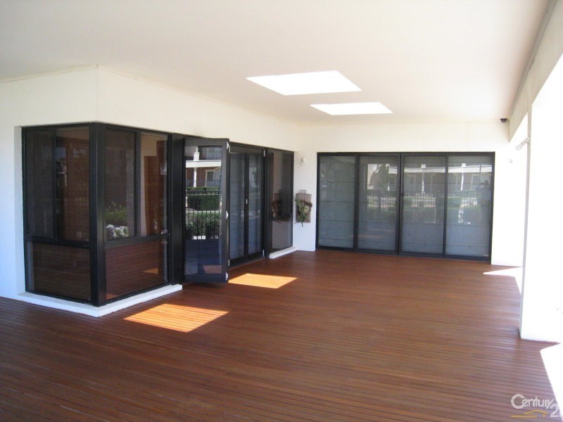 1 Azores Court, Mawson Lakes SA 5095