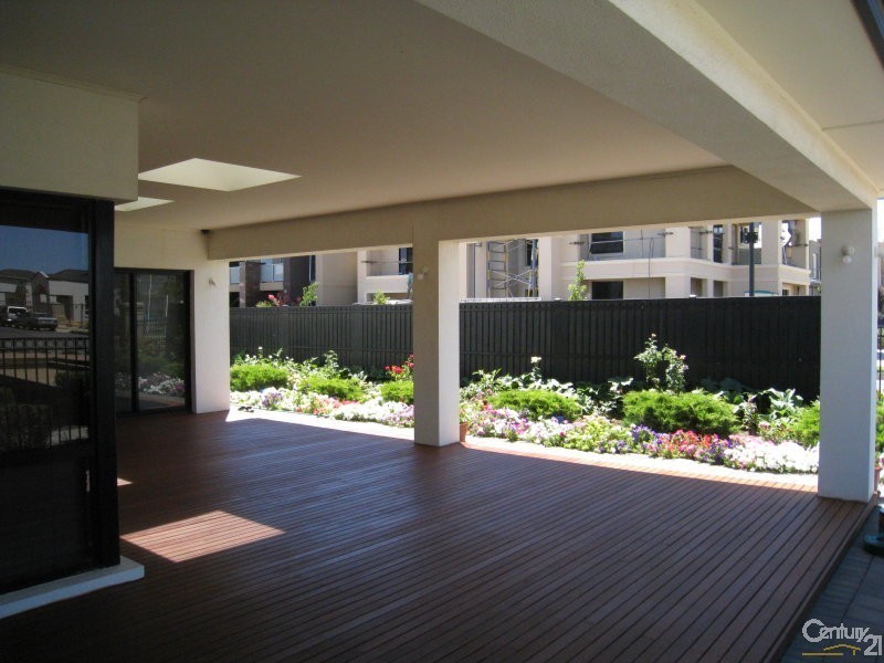 1 Azores Court, Mawson Lakes SA 5095