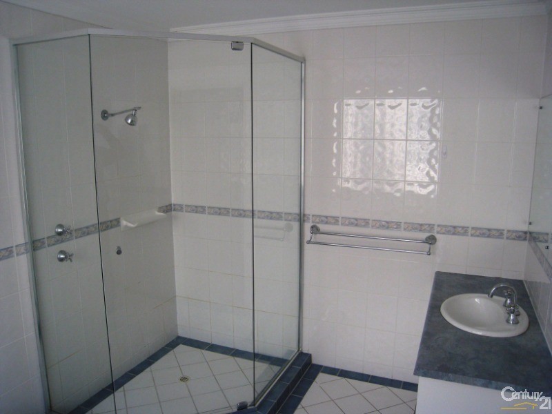 1 Azores Court, Mawson Lakes SA 5095