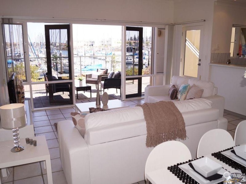 13/12 Arcadia Court, North Haven SA 5018