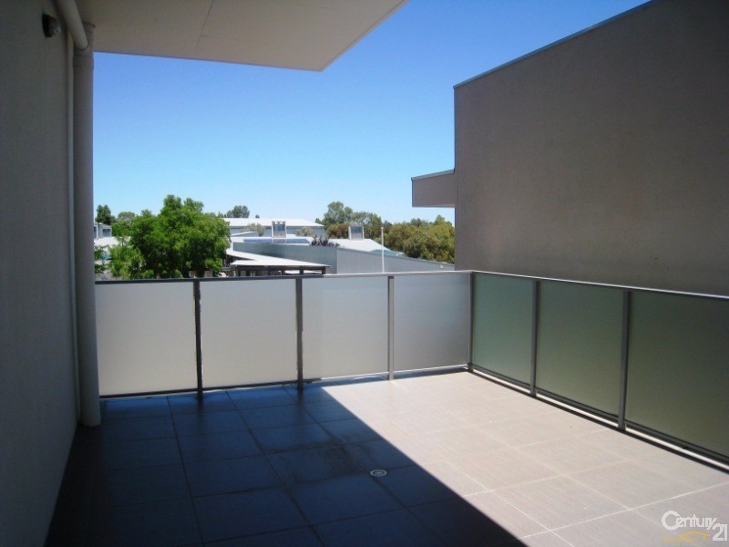 109/30-34 Garden Terrace, Mawson Lakes SA 5095