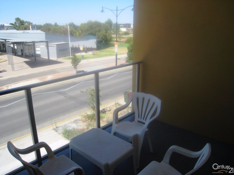 109/30-34 Garden Terrace, Mawson Lakes SA 5095