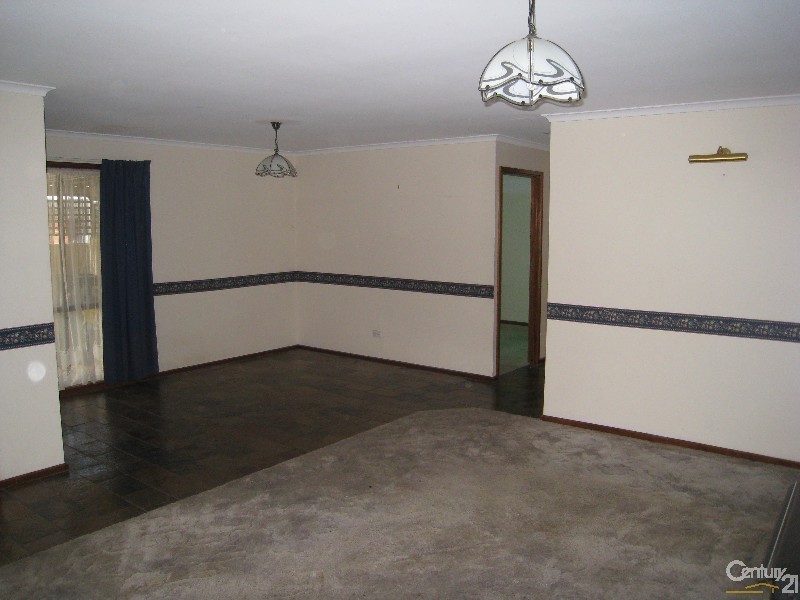 65 Kalina Avenue, Para Vista SA 5093