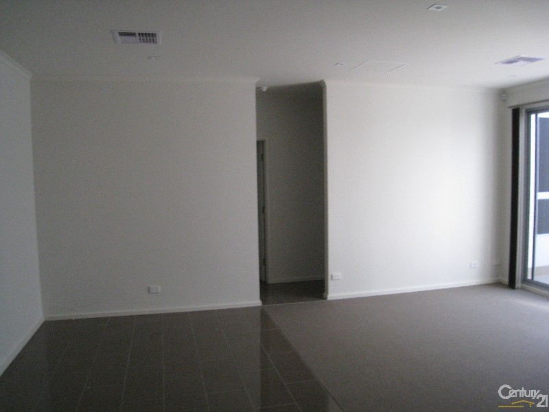 9/27-29 Metro Parade, Mawson Lakes SA 5095