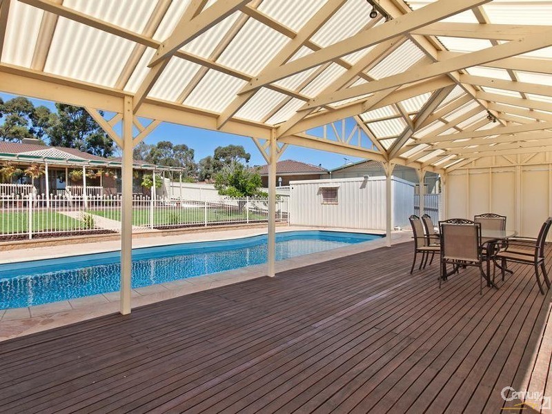 12 Cadiz Court, Gulfview Heights SA 5096