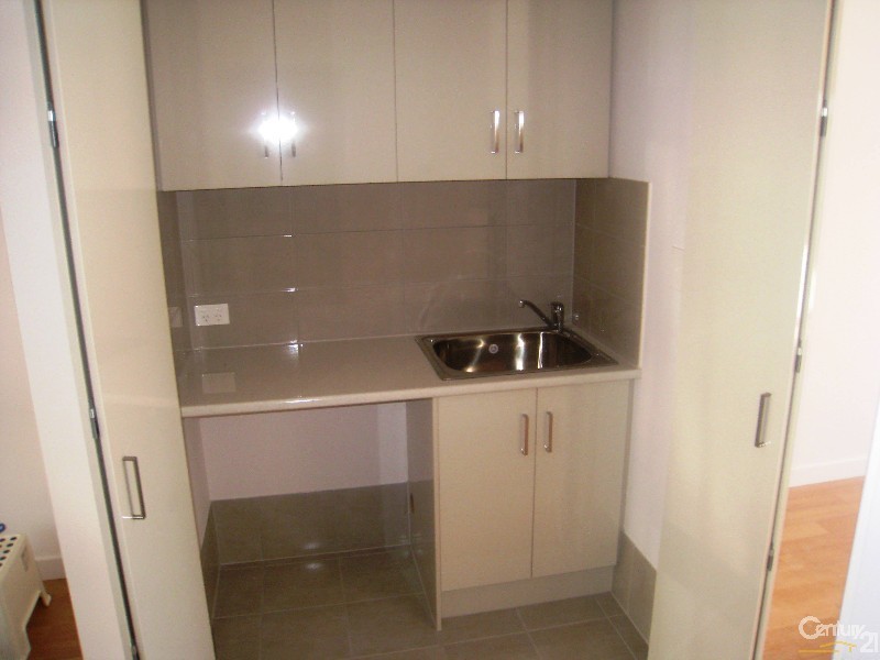 9B Metro Parade, Mawson Lakes SA 5095