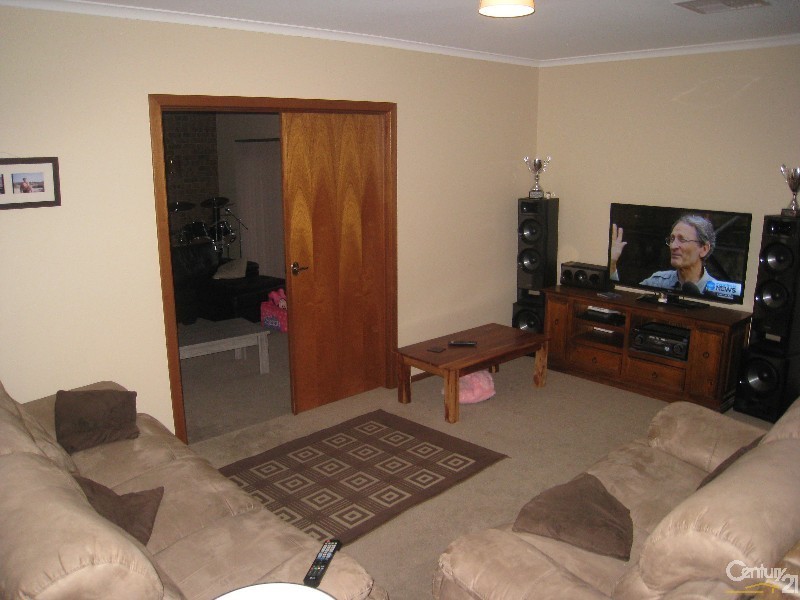 2 Johnson Court, Golden Grove SA 5125