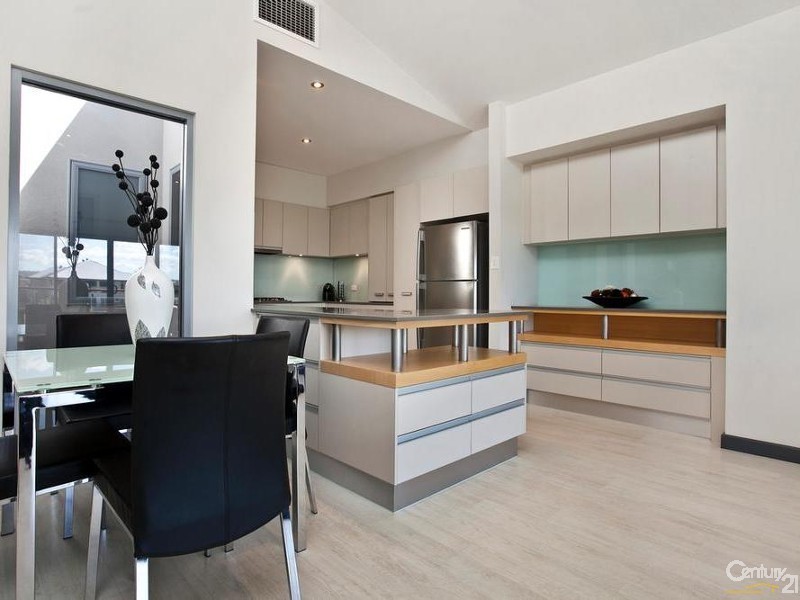 25 Santorini Walk, Mawson Lakes SA 5095