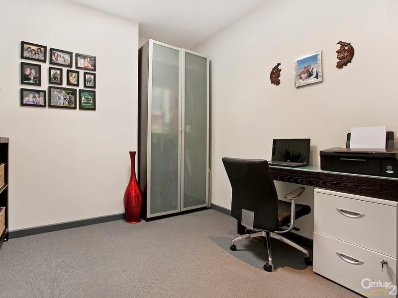 25 Santorini Walk, Mawson Lakes SA 5095