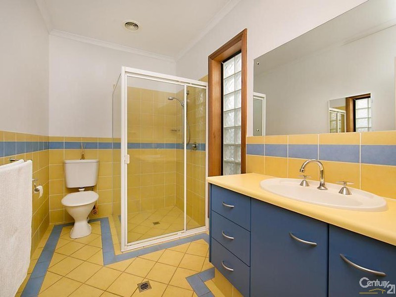 22 Elder Circuit, Mawson Lakes SA 5095