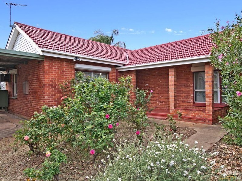 2 Hamblynn Road, Elizabeth Downs SA 5113