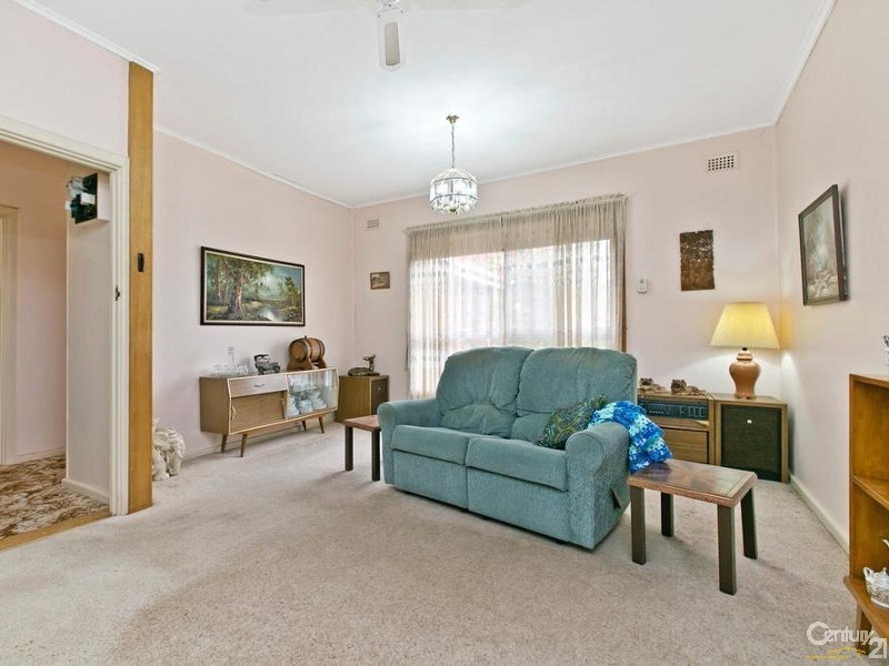 2 Hamblynn Road, Elizabeth Downs SA 5113