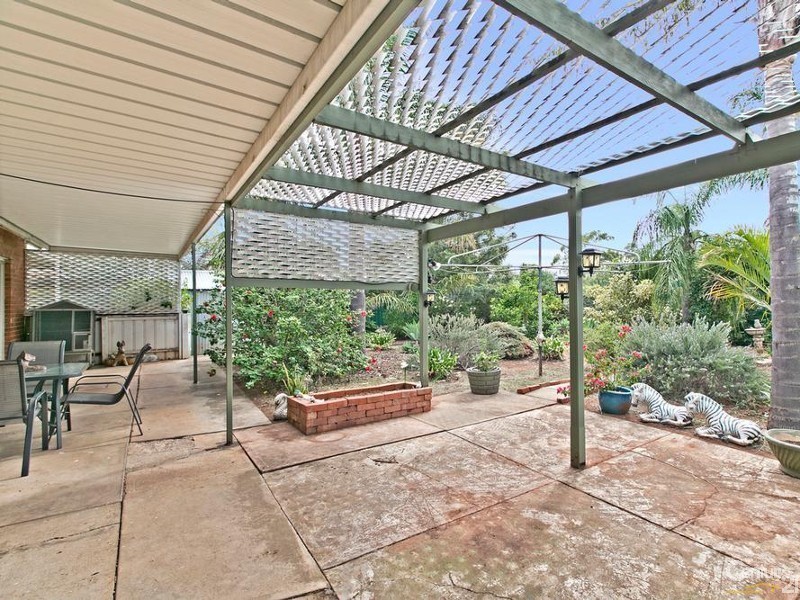 2 Hamblynn Road, Elizabeth Downs SA 5113