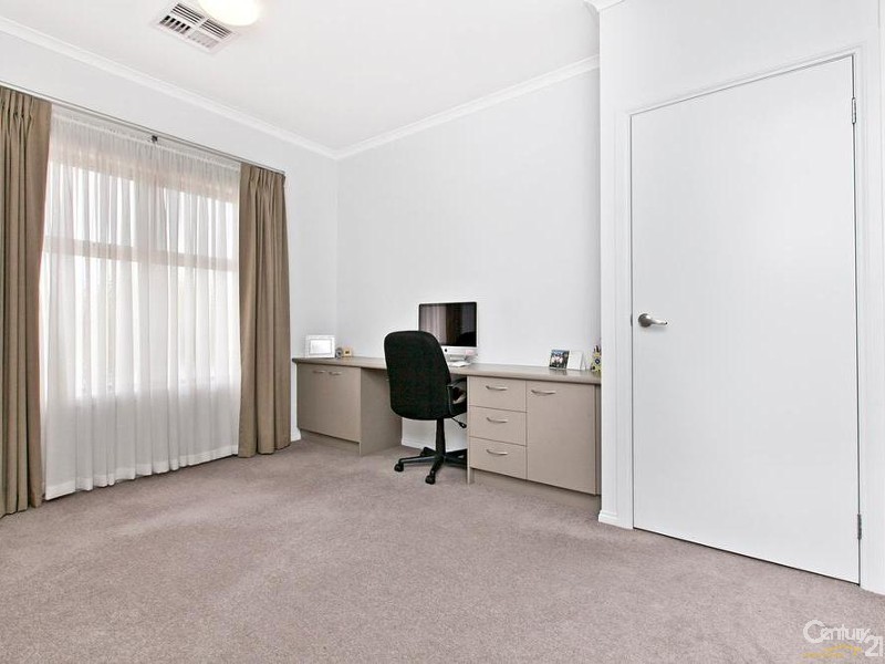 89 Isla Circuit, Mawson Lakes SA 5095