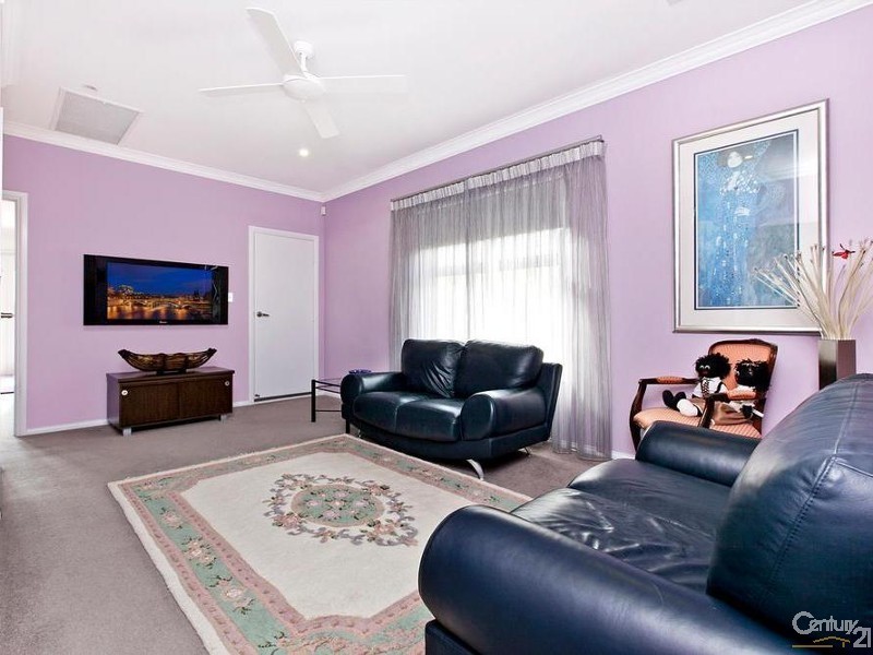 89 Isla Circuit, Mawson Lakes SA 5095