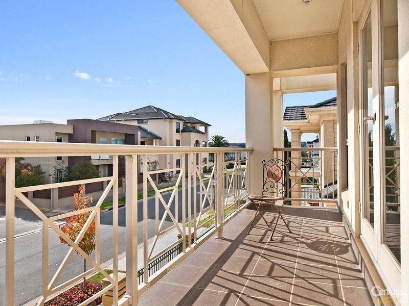 89 Isla Circuit, Mawson Lakes SA 5095