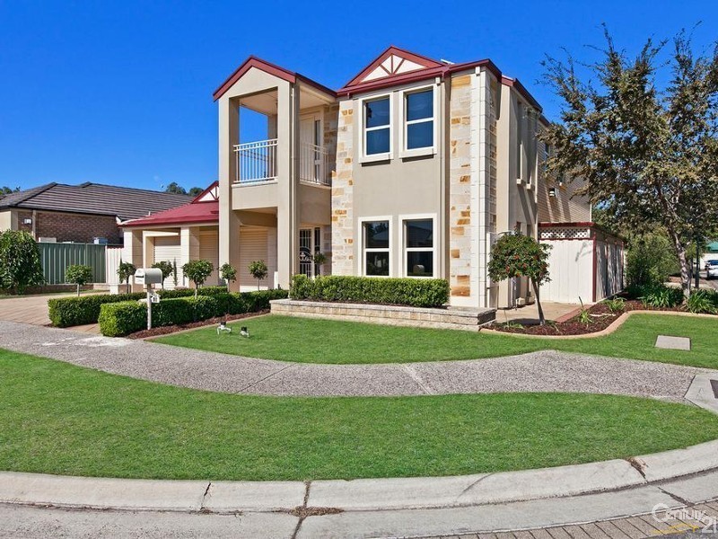 15 Kingfisher Avenue, Mawson Lakes SA 5095