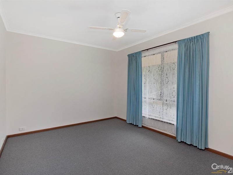 15 Ronald Road, Redwood Park SA 5097