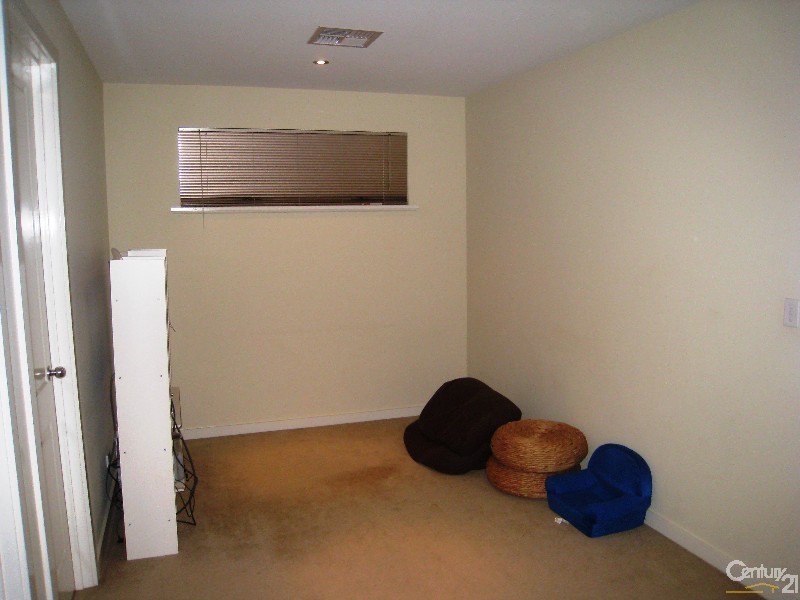 22 Rosella Street, Mawson Lakes SA 5095