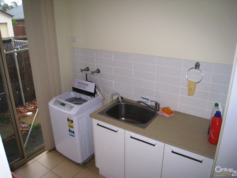 22 Rosella Street, Mawson Lakes SA 5095