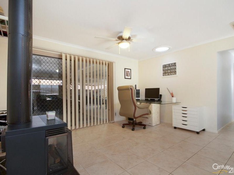 3 Hilditch Drive, Green Fields SA 5107