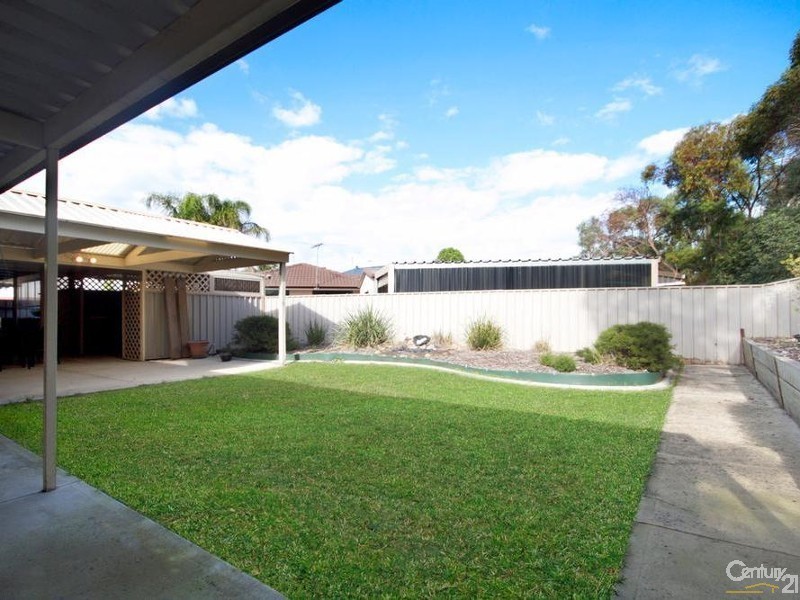 3 Hilditch Drive, Green Fields SA 5107