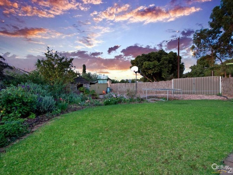 11 Brisbane Drive, Salisbury Heights SA 5109