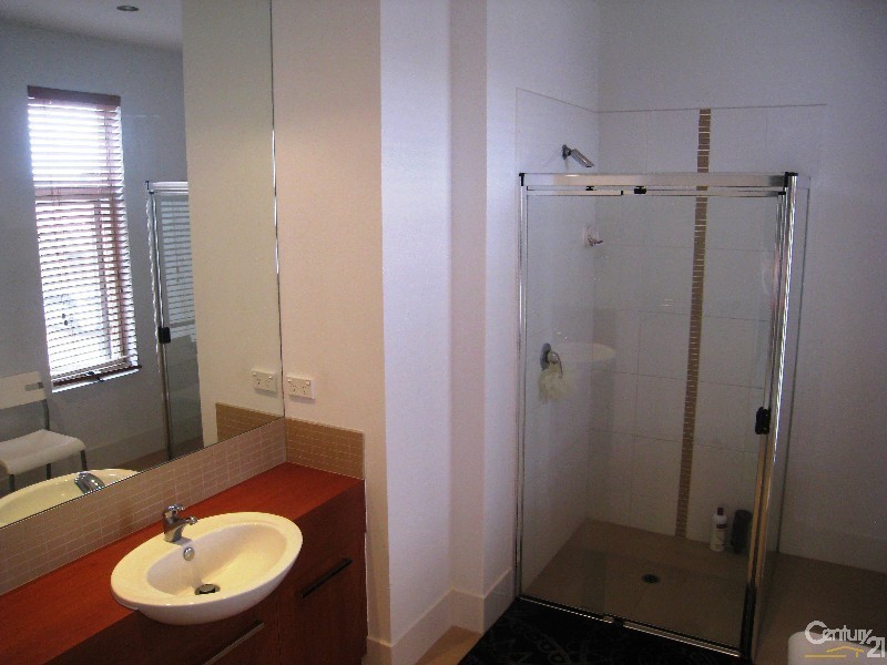 22 Rosella Street, Mawson Lakes SA 5095