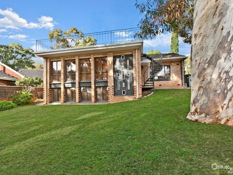 2 Whitington Avenue, Glen Osmond SA 5064