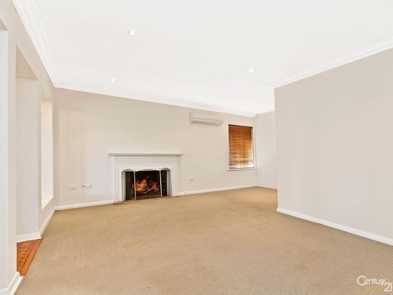 2 Whitington Avenue, Glen Osmond SA 5064