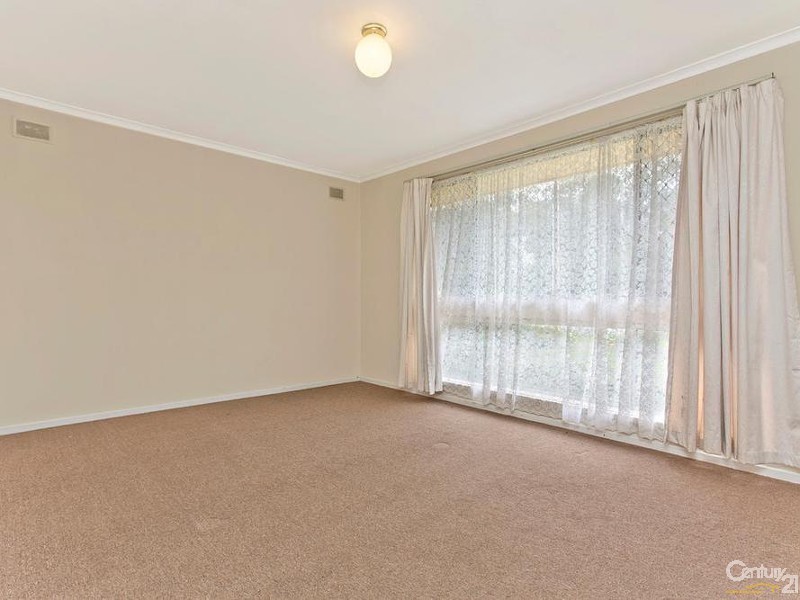 27 Carlingford Drive, Salisbury Park SA 5109