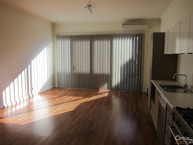 34 Harvey Circuit, Mawson Lakes SA 5095